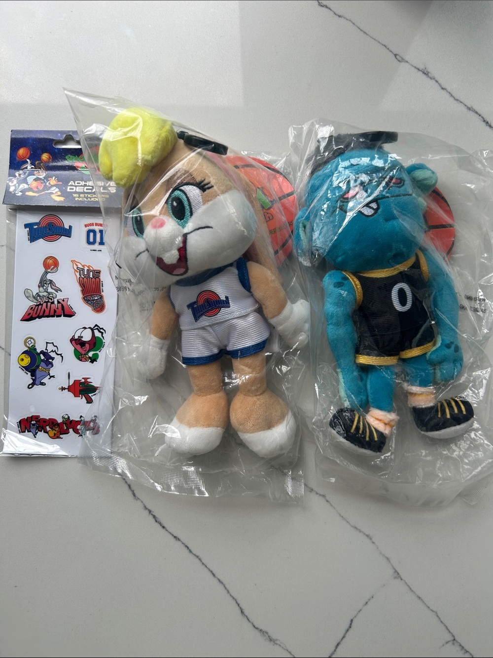 Space Jam bundle of toys‎